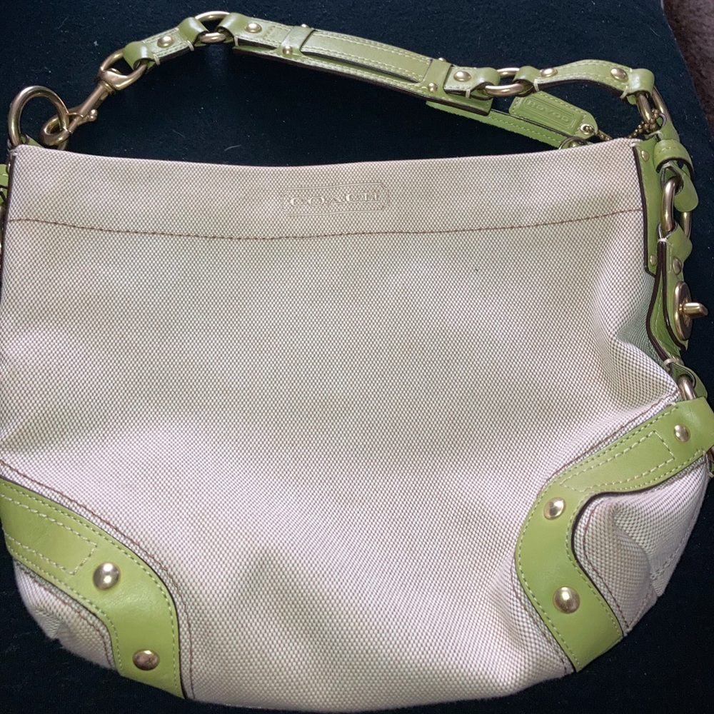 Older style coach shoulder bag